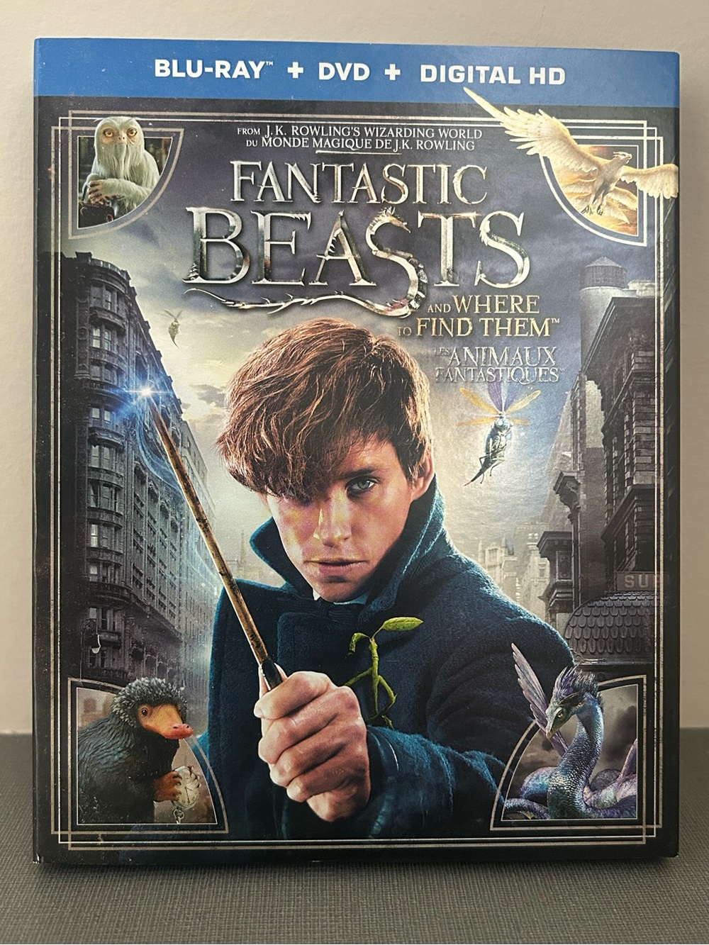Fantastic Beasts and Where to Find Them Blu Ray Disc Set Harry Potter Franchise